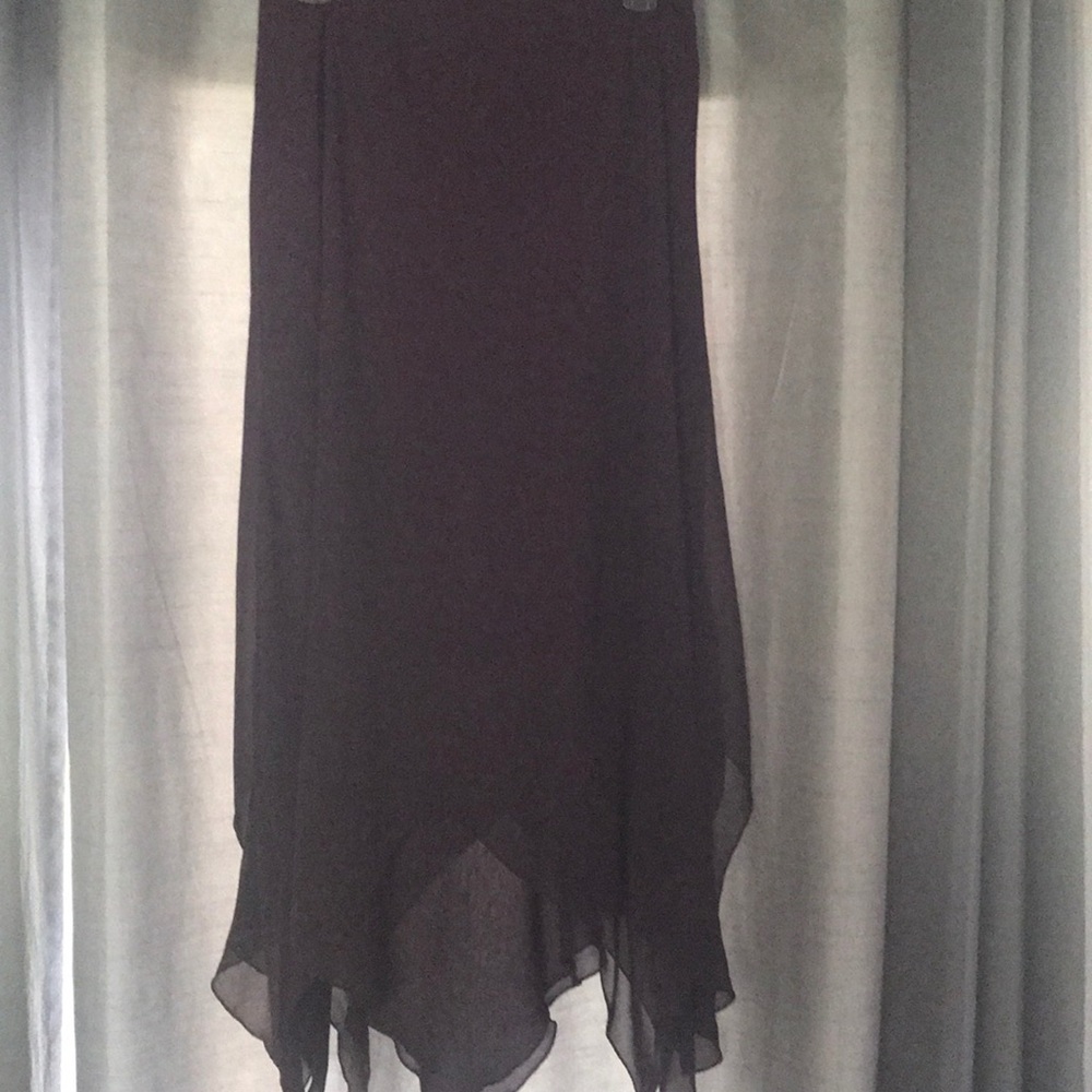 Long scalloped skirt